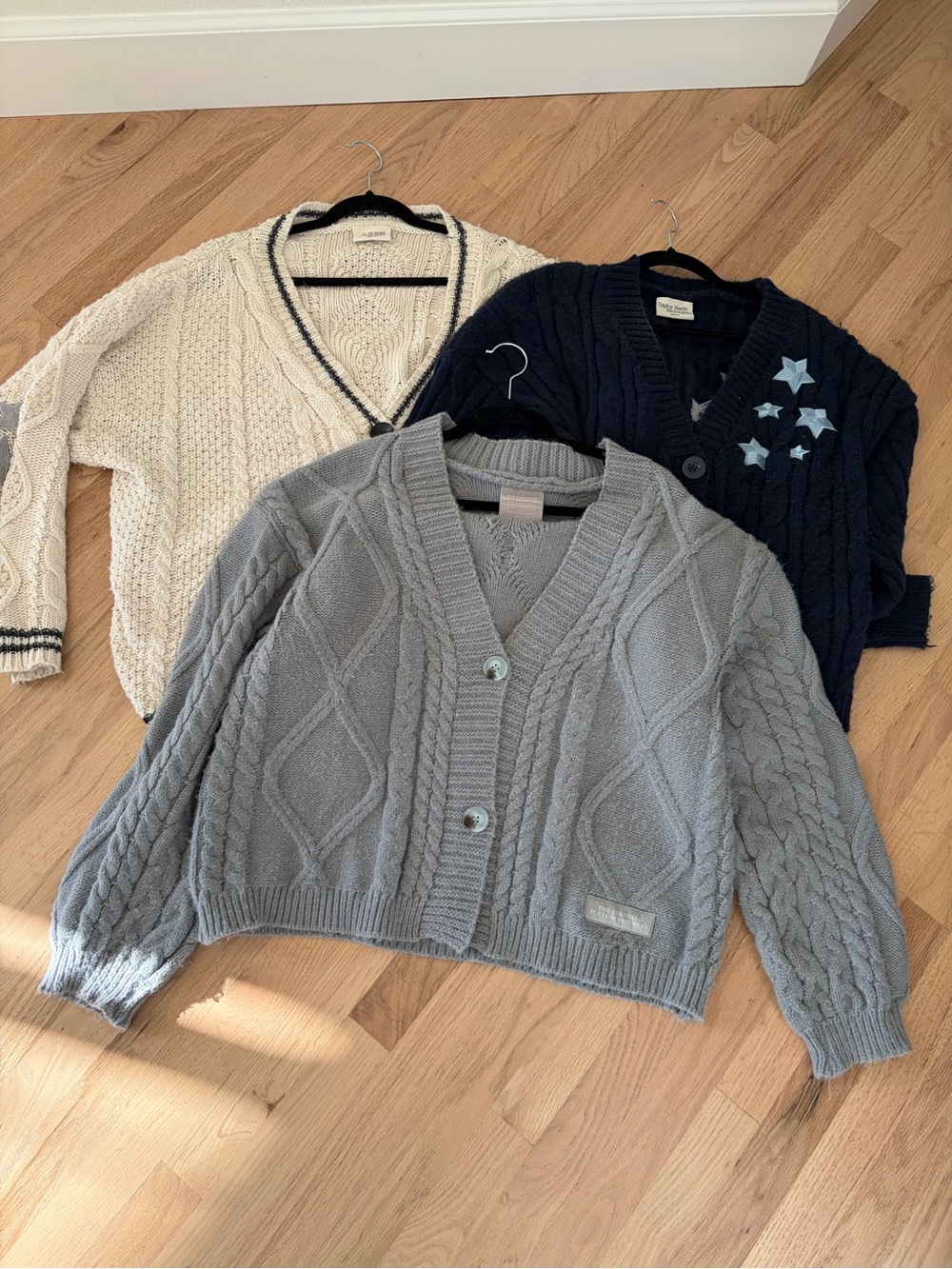 Taylor Swift set of 3 Cardigans ML